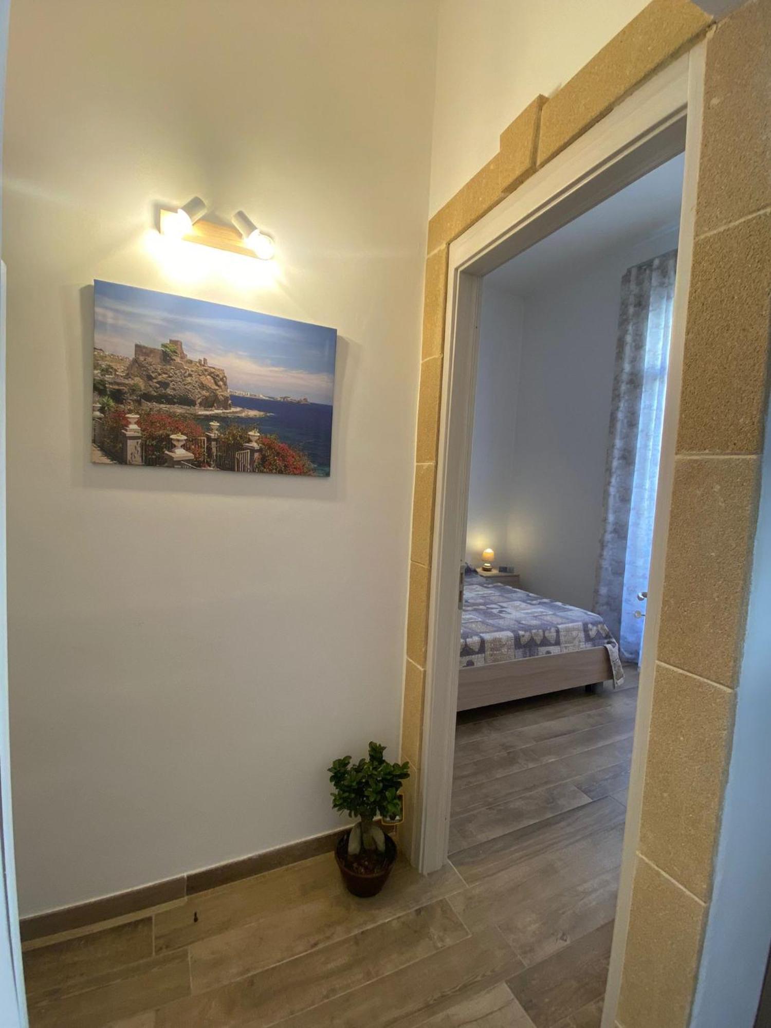 Annale Apartment Marsala Bagian luar foto